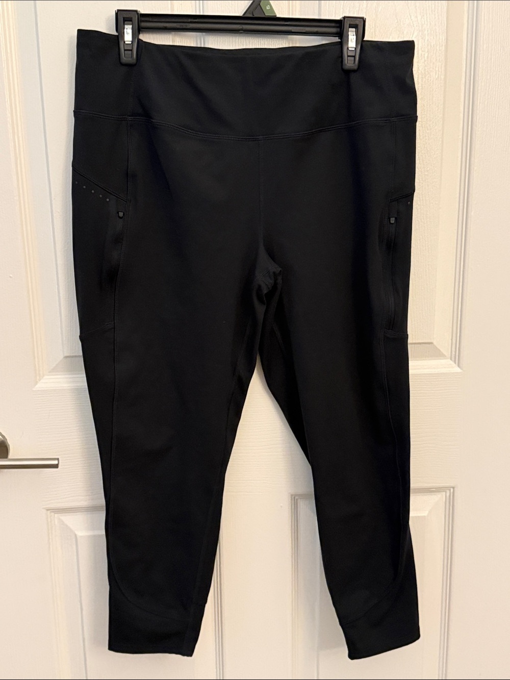Mondetta 7/8 Leggings with Side Pockets